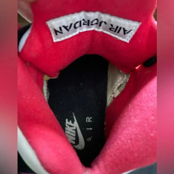 Jordan 5 Retro Mid Fire Red - Picture 6 of 7